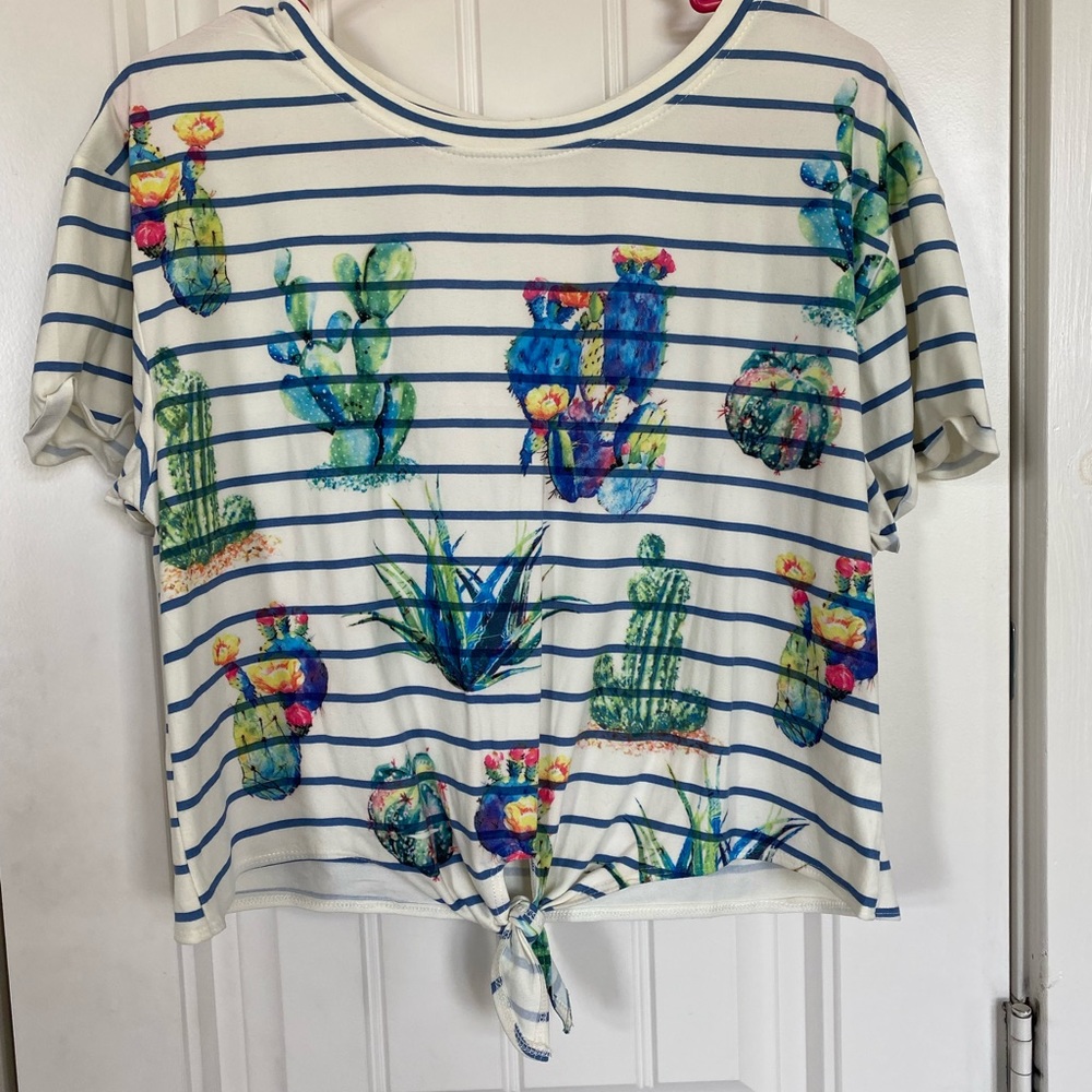 Tie front crop top
